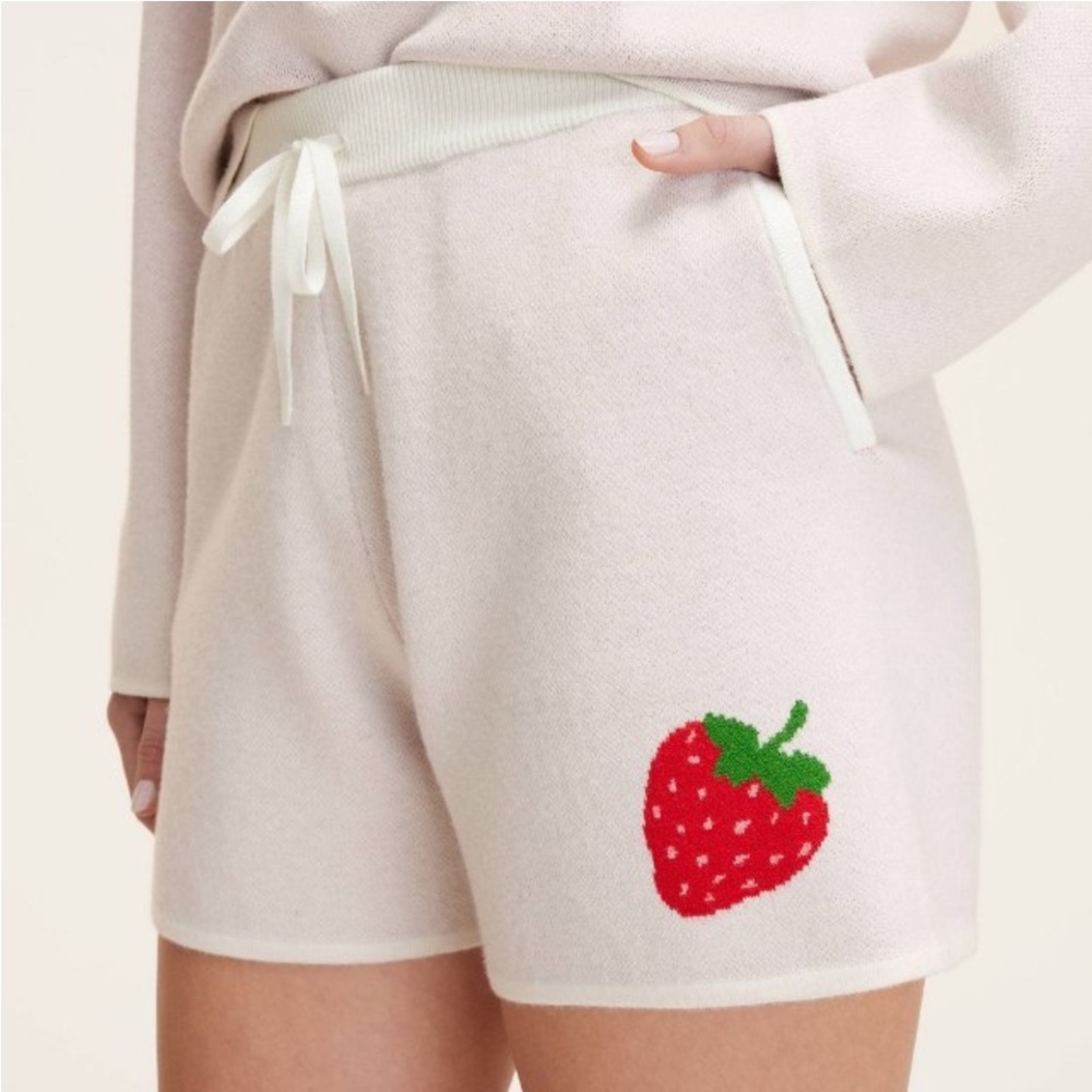 NWT Kate Spade New York x Target Embroidered Strawberry Sweater shorts - XS
